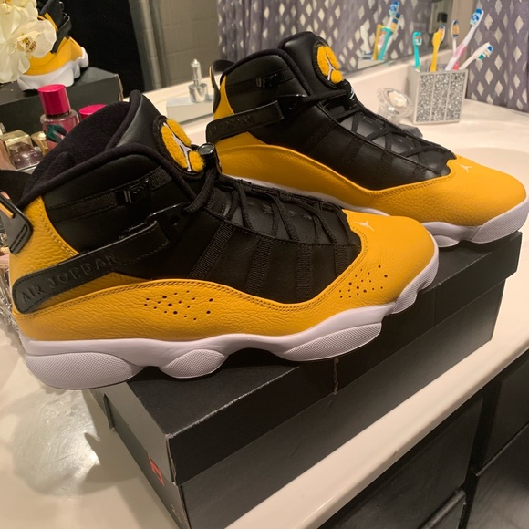 JORDAN SIX RINGS “Taxis” - Picture 6 of 7